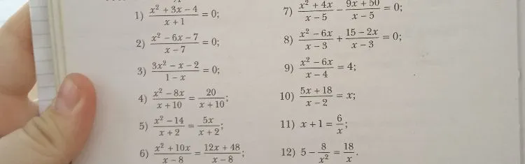 Решите уравнения: 1) (x²+3x-4)/(x+1)=0; 2) (x²-6x-7)/(x-7)=0; 3) (3x²-x-2)/(1-x)=0...