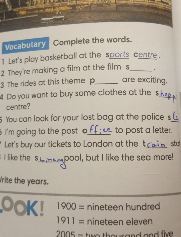 Complete the words: 1 Let's play basketball at the sports centre...