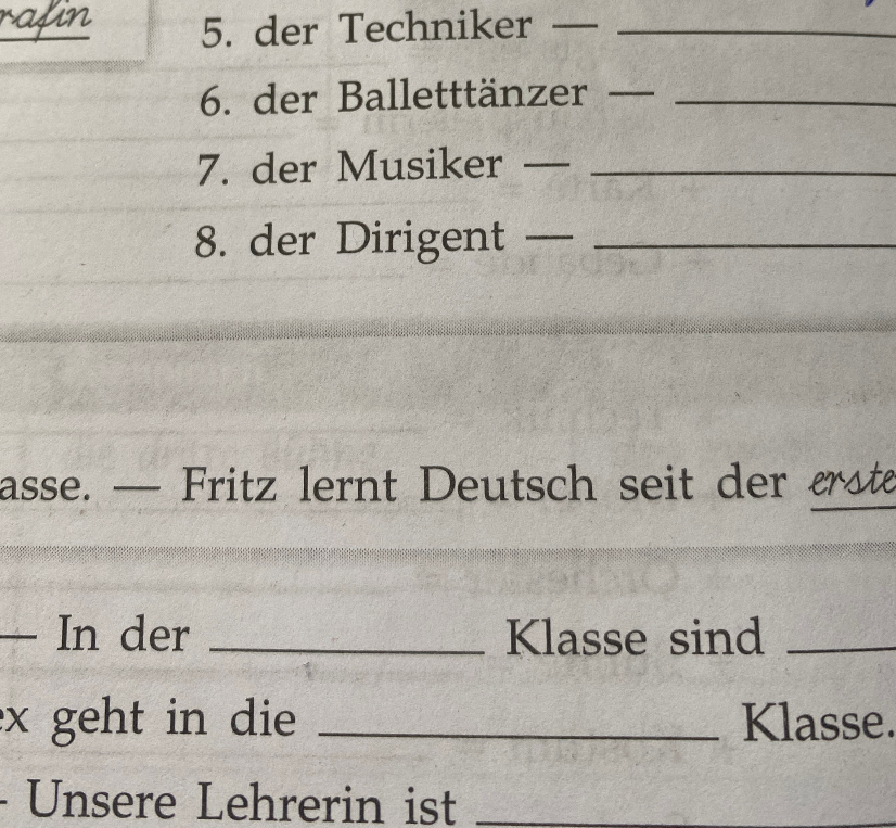 Образуйте женский род для существительных: der Techniker, der Balletttänzer, der Musiker, der Dirigent.