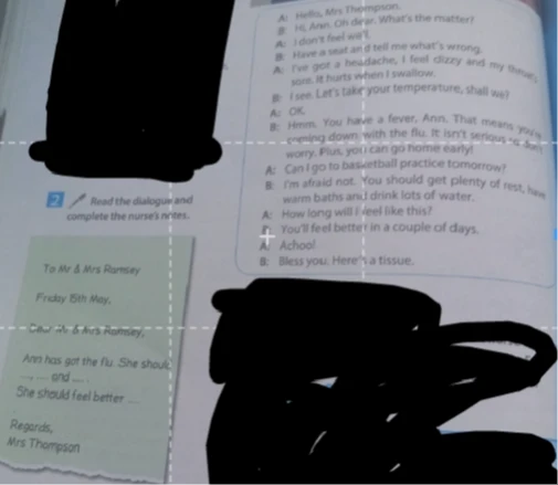 Read the dialogue and complete the nurse's notes.