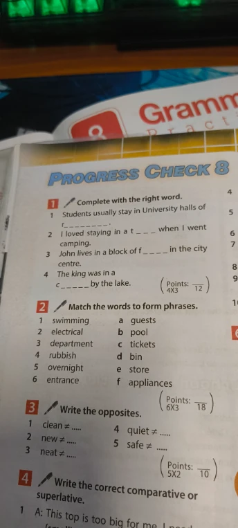 Complete with the right word. Match the words to form phrases. Write the opposites.