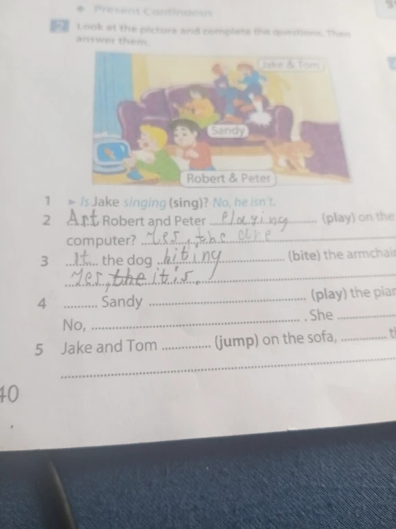 Look at the picture and complete the questions. Then answer them.