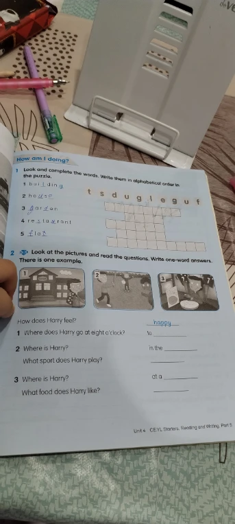 Look at the pictures and read the questions. Write one-word answers.
