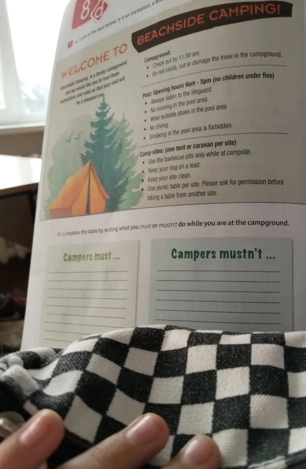 Complete the table by writing what you must or mustn't do while you are at the campground.