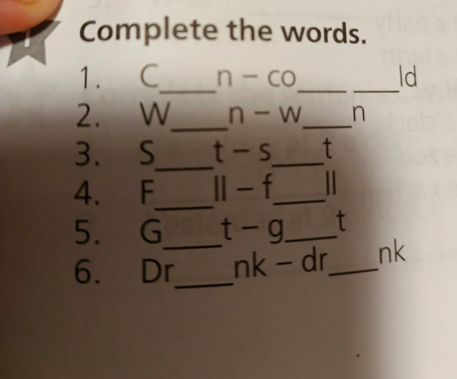 Complete the words.