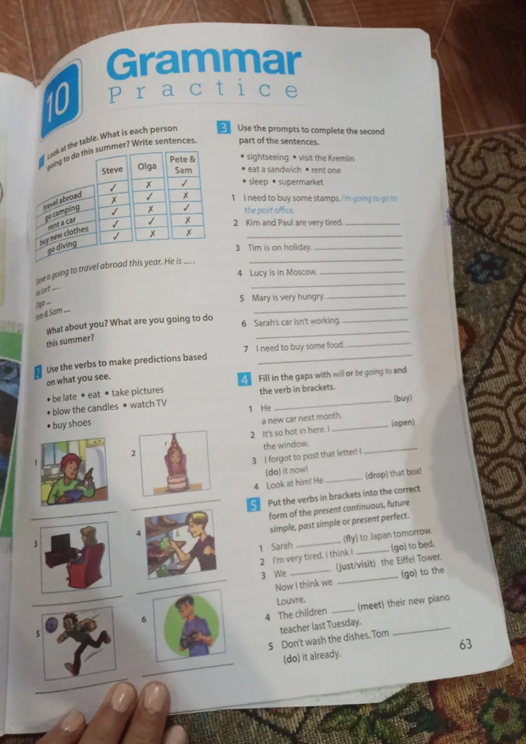 Use the prompts to complete the second part of the sentences.