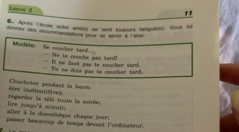 4. Qu'est-ce que vous pouvez conseiller à vos copains pour se détendre après les classes et oublier leurs soucis?