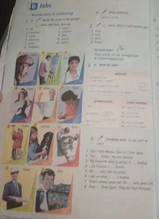 1 a) Match the words to the pictures