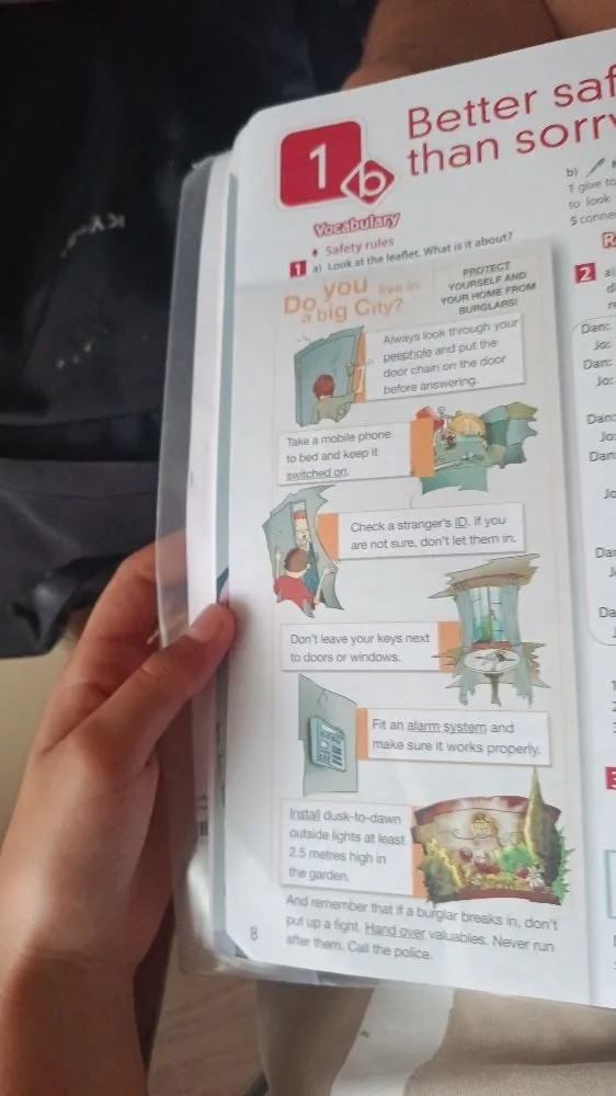 1a) Look at the leaflet. What is it about?