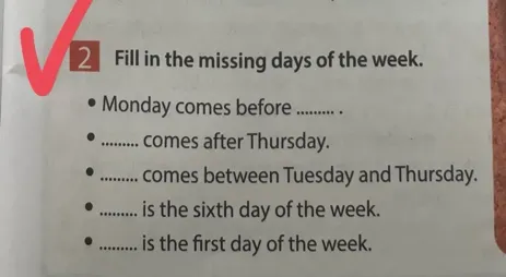 Fill in the missing days of the week.